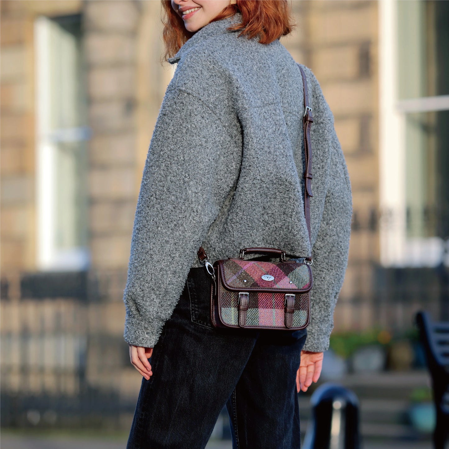 GLEN APPIN Authentic Harris Tweed Bervie Ladies Mini Satchel. Premium Scottish plaid wool crossbody purse with detachable shoulder strap. Elegant vintage small shoulder bag for women, compact handbag