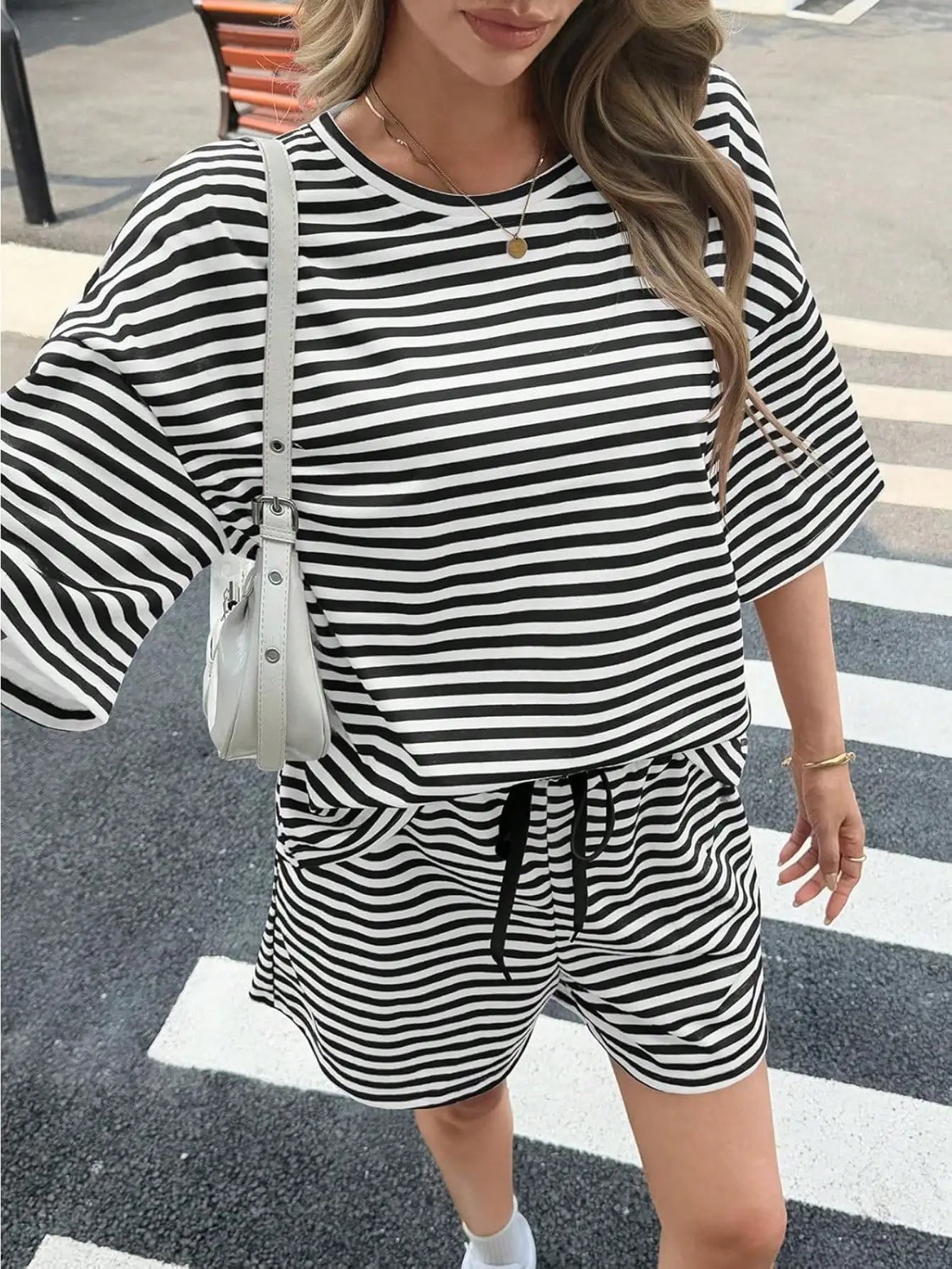 Womens Striped Athleisure 2 Piece Outfits Sweatsuit 3/4 Sleeve Oversized Tops High Waisted Shorts Casual Cozy Striped Lounge Set