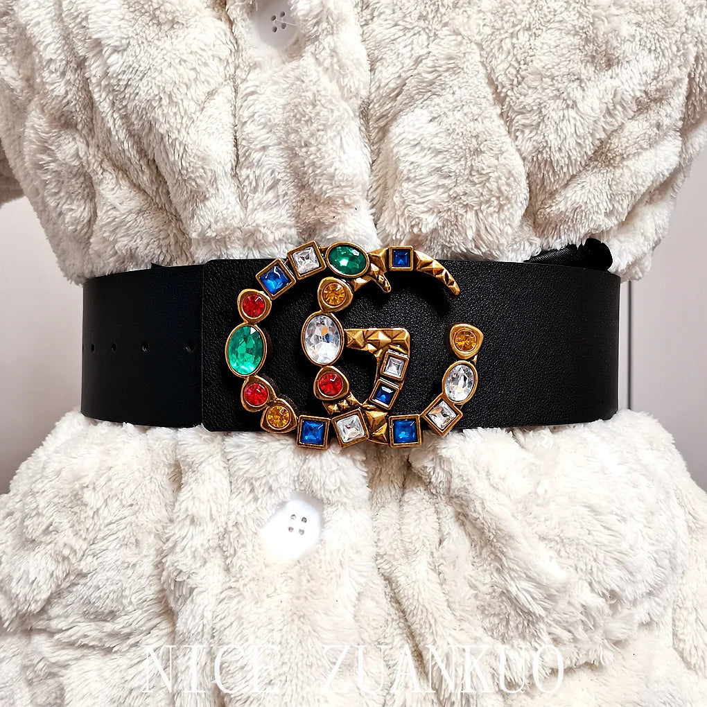 Women's Genuine Leather Belt, Italian High-end Luxurious Leather Belt, Fashionable and Individualized Women's Belt, with A Super Wide 7-centimeter Retro Smooth Buckle Design. It Fits and Enhances The Figure, Suitable for Pair
