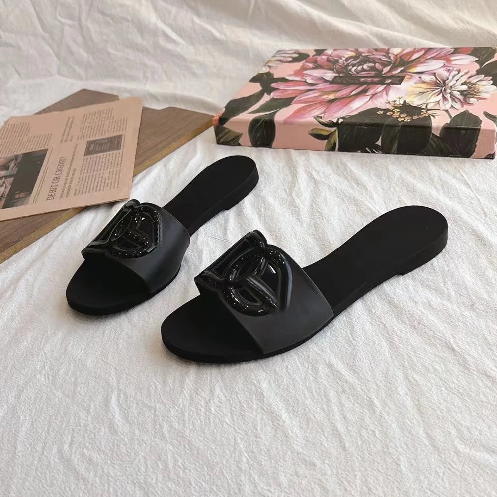 Women's Slippers New Summer Thick Sandals One-word Toe Flat Beach Jelly Women's Shoes Large Size
