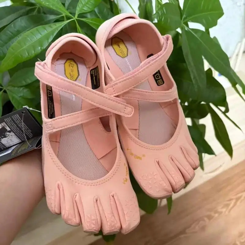 Women Barefoot Five Toe Shoes Anti Slip Yoga Pilates Shoes Lightweight Breathable Fitness Dance Outdoor Training Shoes