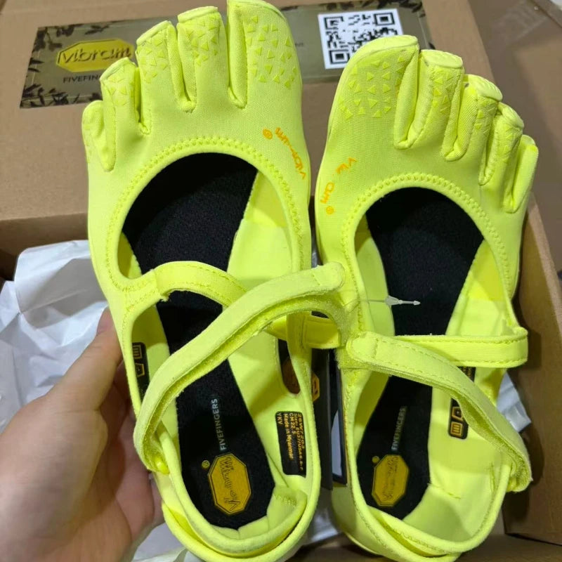 Women Barefoot Five Toe Shoes Anti Slip Yoga Pilates Shoes Lightweight Breathable Fitness Dance Outdoor Training Shoes