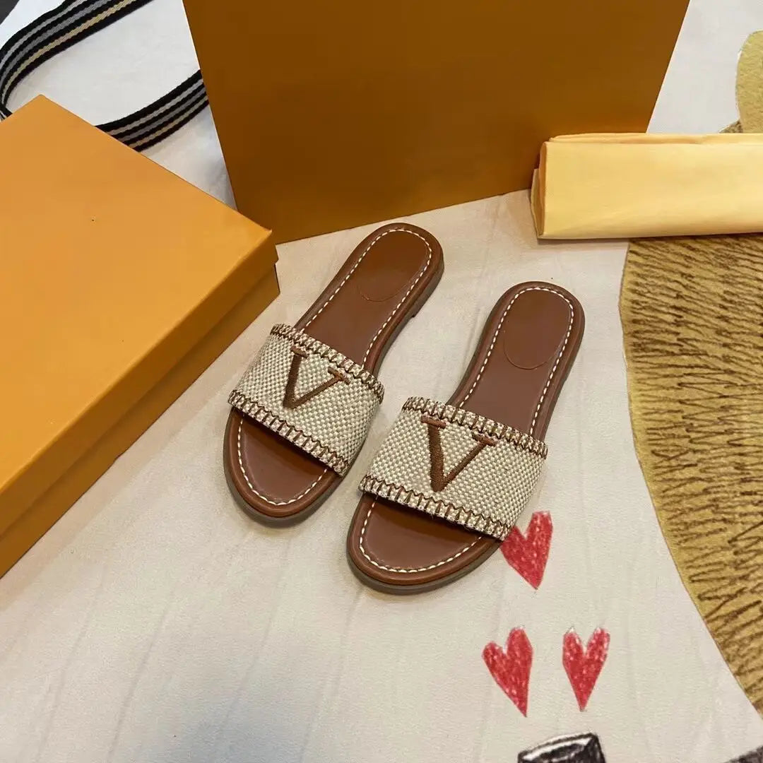 2026 Summer New Women's Embroidered Flat Slippers, Women's Fashion Beach Cool Slippers