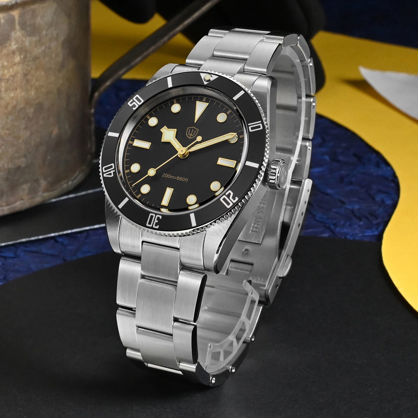 Watchdives WD7922 Vintage Quartz 200M Waterproof Mens Luxury Watch