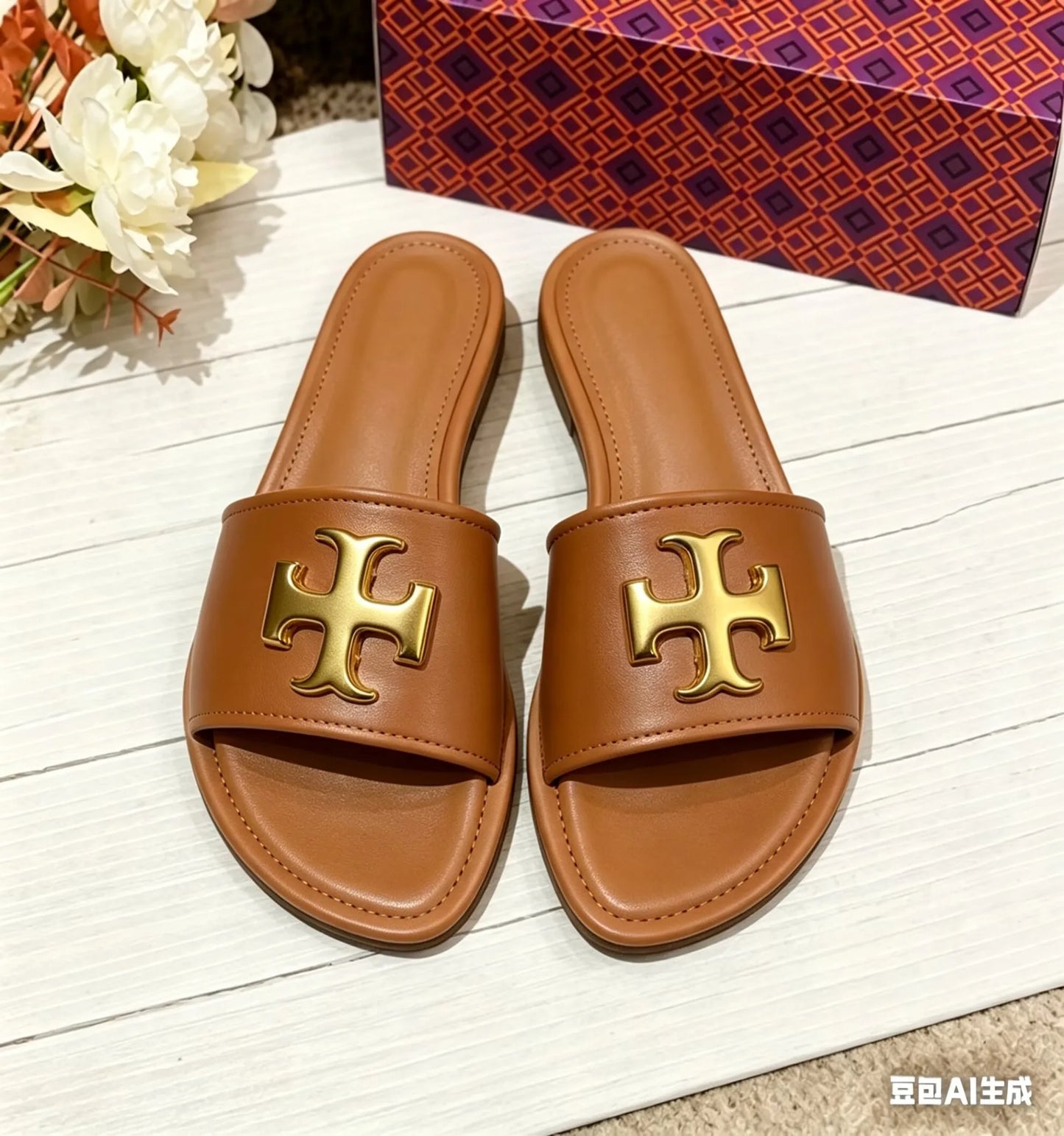 2026 Summer New Women's Hollow Flat Slippers Versatile Casual Beach Slippers Women's Outer Wear Letter Embroidery Beach Vacation Thick Heel
