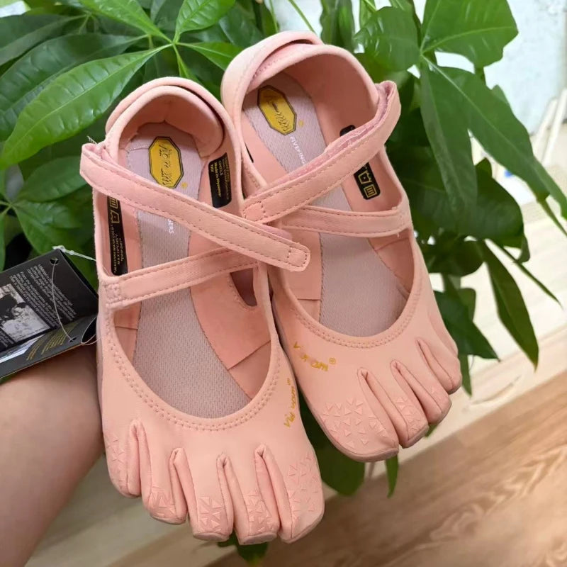Women Barefoot Five Toe Shoes Anti Slip Yoga Pilates Shoes Lightweight Breathable Fitness Dance Outdoor Training Shoes