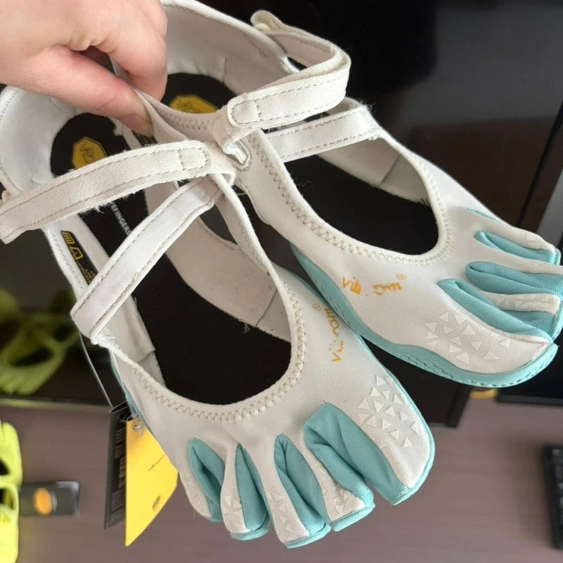Women Barefoot Five Toe Shoes Anti Slip Yoga Pilates Shoes Lightweight Breathable Fitness Dance Outdoor Training Shoes