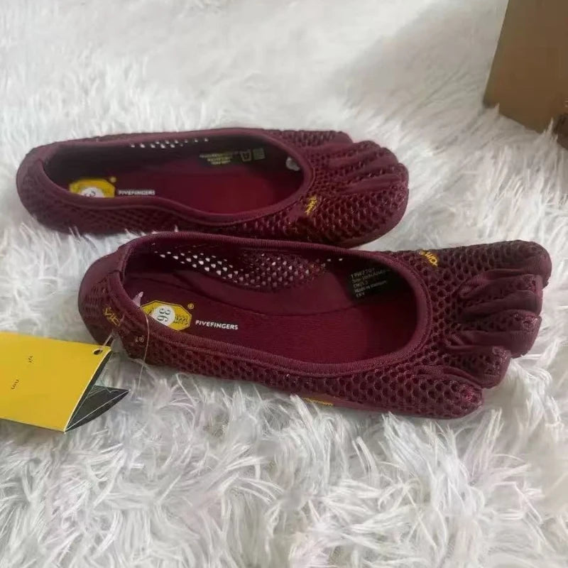 Women Barefoot Five Toe Shoes Anti Slip Yoga Pilates Shoes Lightweight Breathable Fitness Dance Outdoor Training Shoes