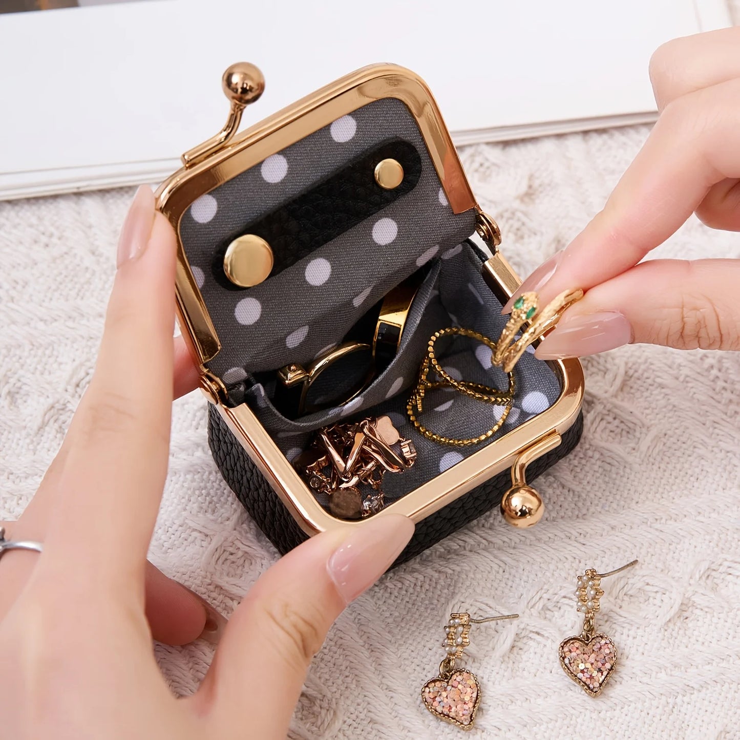 Mini Leather Coin Purse With Gold Clasp For Women Jewelry And Earphone Pouch