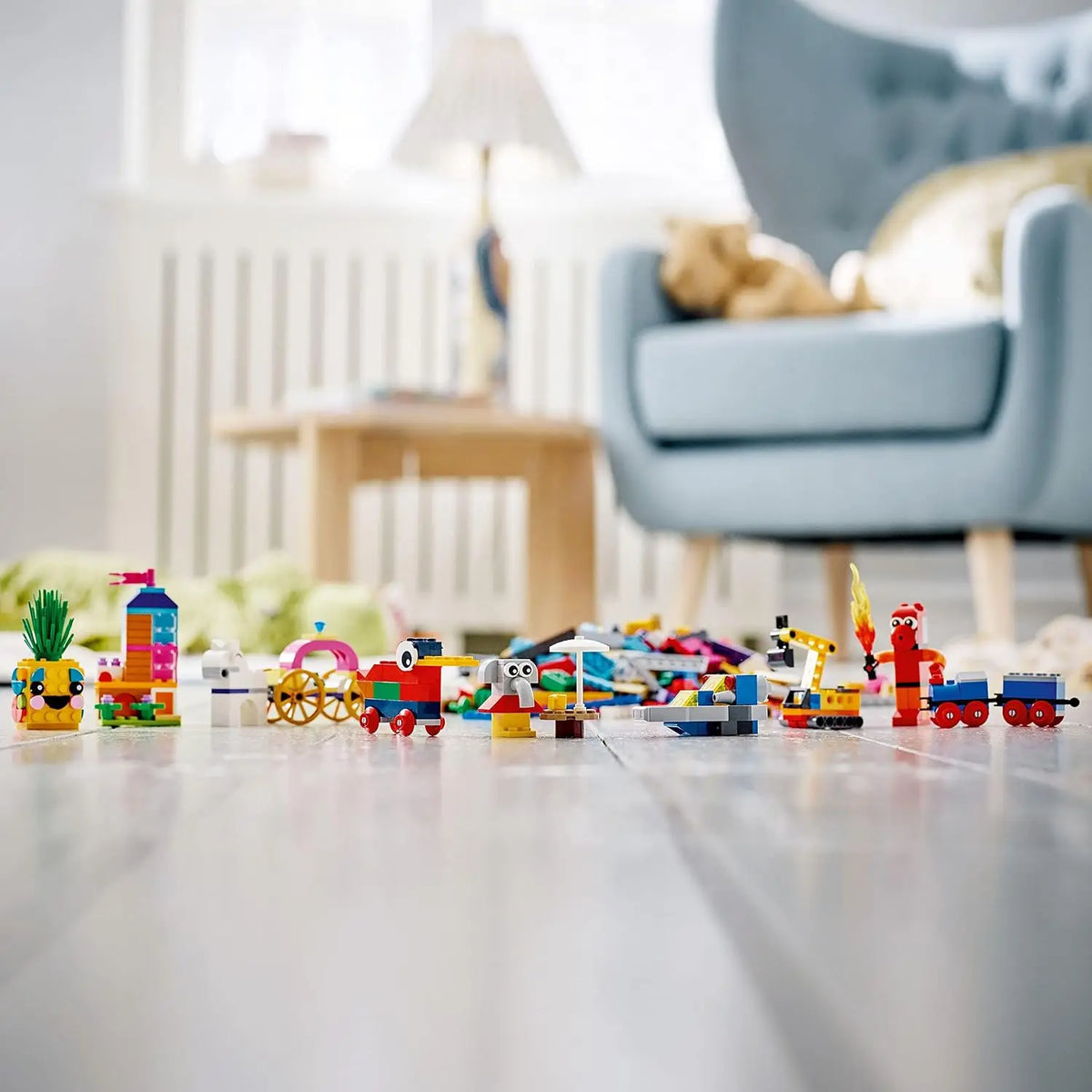 LEGO Classic Play and Creative Building Bricks Set